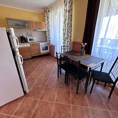Aranyeso Apartman Hajduszoboszlo Ngoại thất bức ảnh