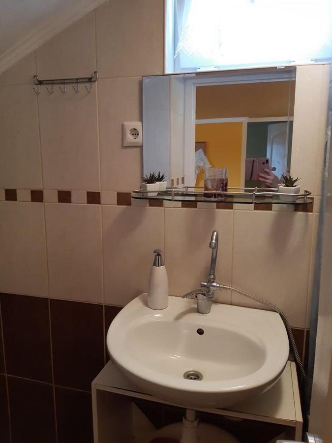 Aranyeso Apartman Hajduszoboszlo Ngoại thất bức ảnh